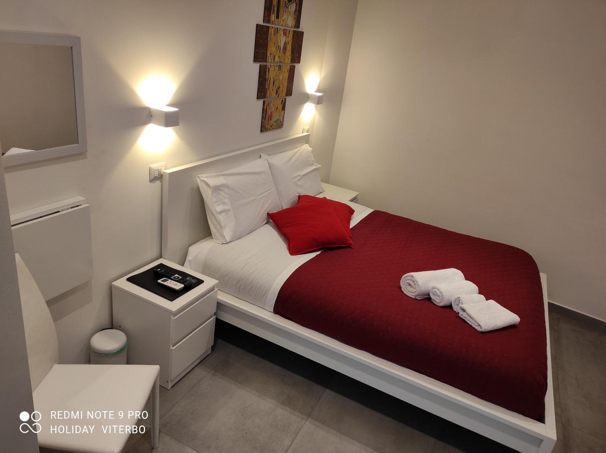 Palazzo Verdi Holiday Viterbo Phòng bức ảnh